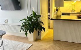 Apartamenty Kielce- Apartament Zacisze -Komfort przy Baseny Tropikalne, faktura, parking, centrum